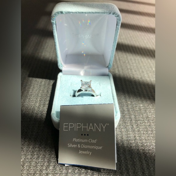 Epiphany 2 carat princess cut diamonique ring - Picture 3 of 5